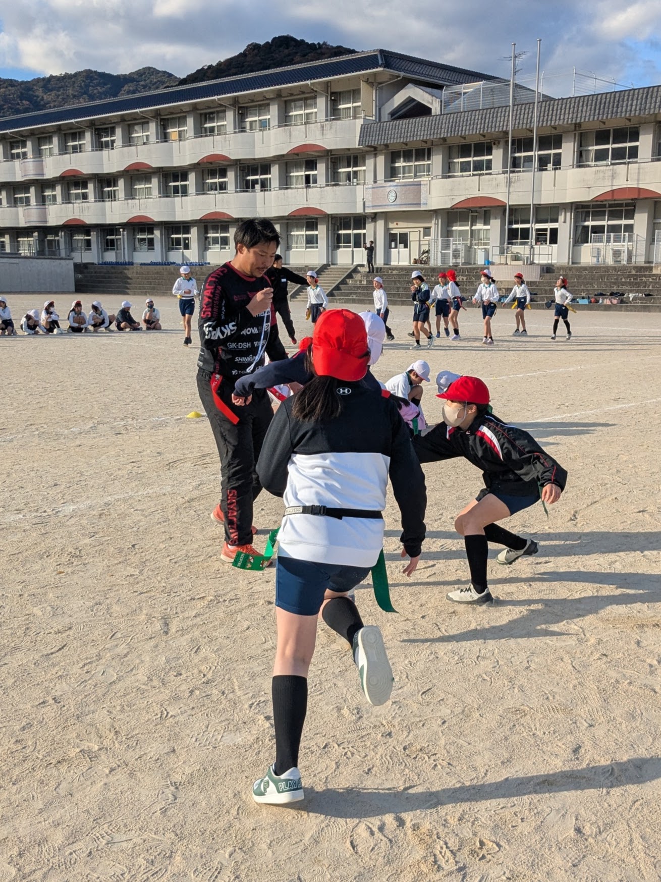 良城小学校でタグラグビー教室を実施しました 画像