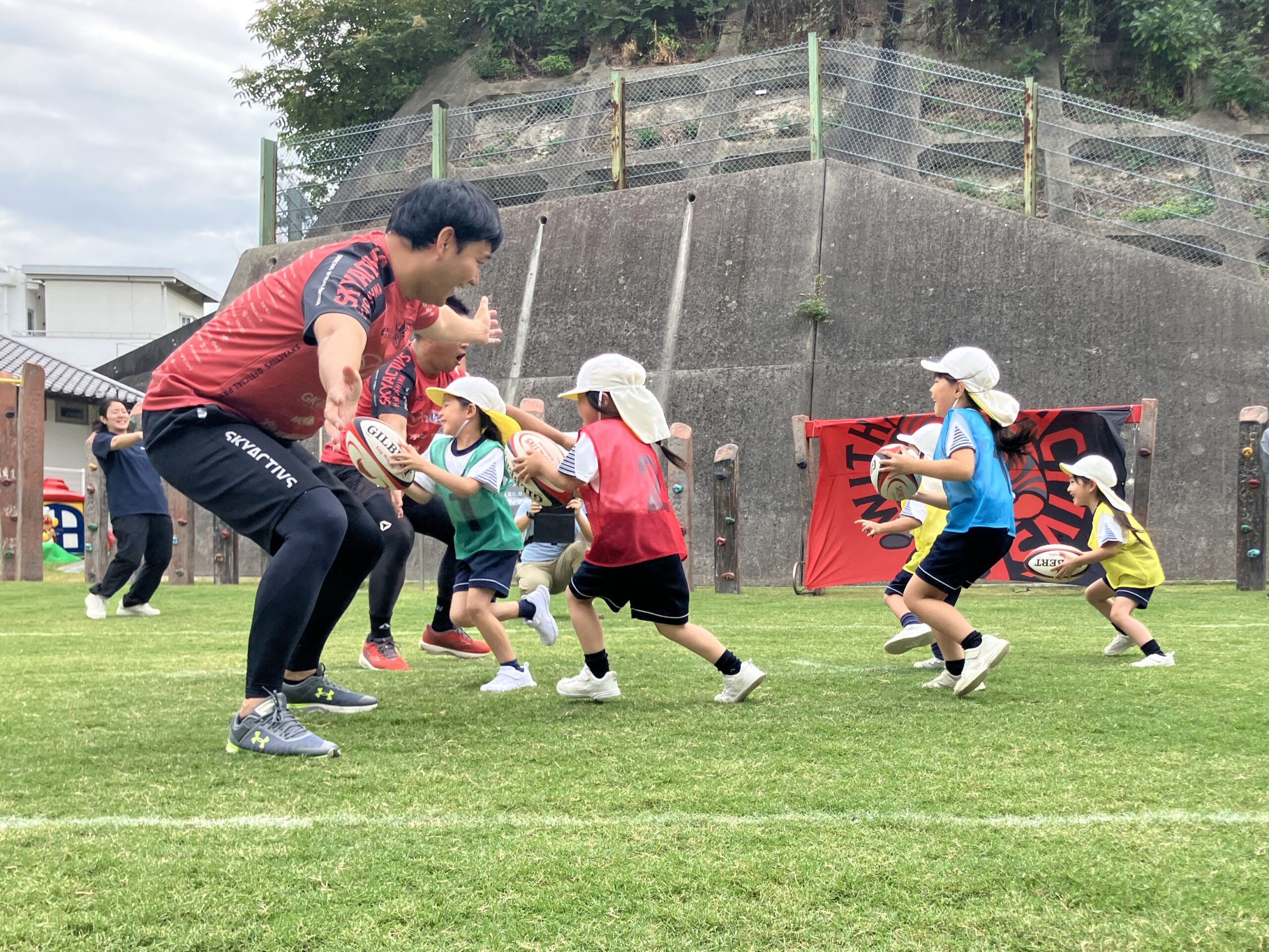 りゅうせん幼稚園でラグビー体験会を実施しました 画像